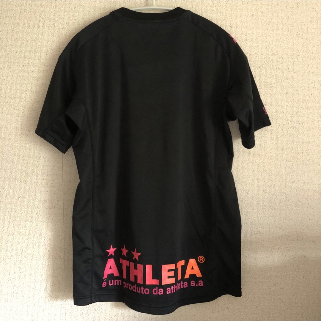 ATHLETA(アスレタ)のアスレタ　黒　Mサイズ　プラシャツ　フットサル スポーツ/アウトドアのサッカー/フットサル(ウェア)の商品写真