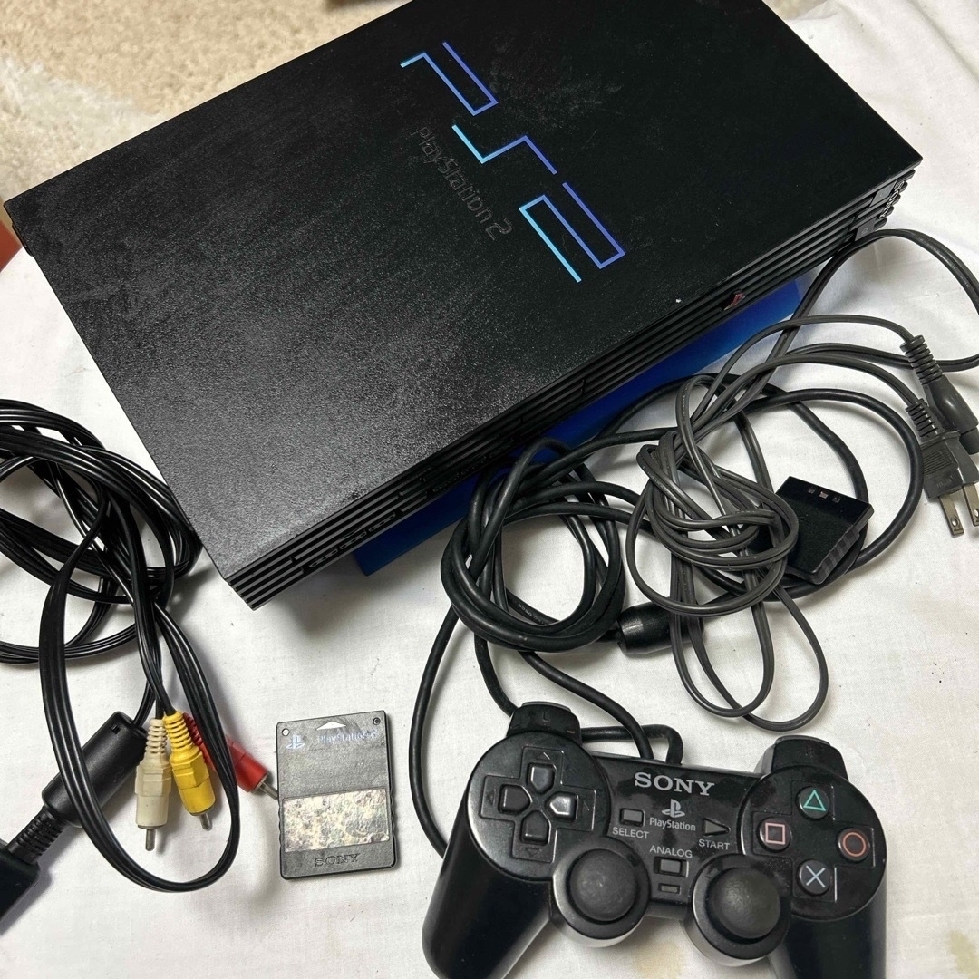 PlayStation2(プレイステーション2)のPS2 プレステ2 本体セット　コントローラ エンタメ/ホビーのゲームソフト/ゲーム機本体(家庭用ゲーム機本体)の商品写真