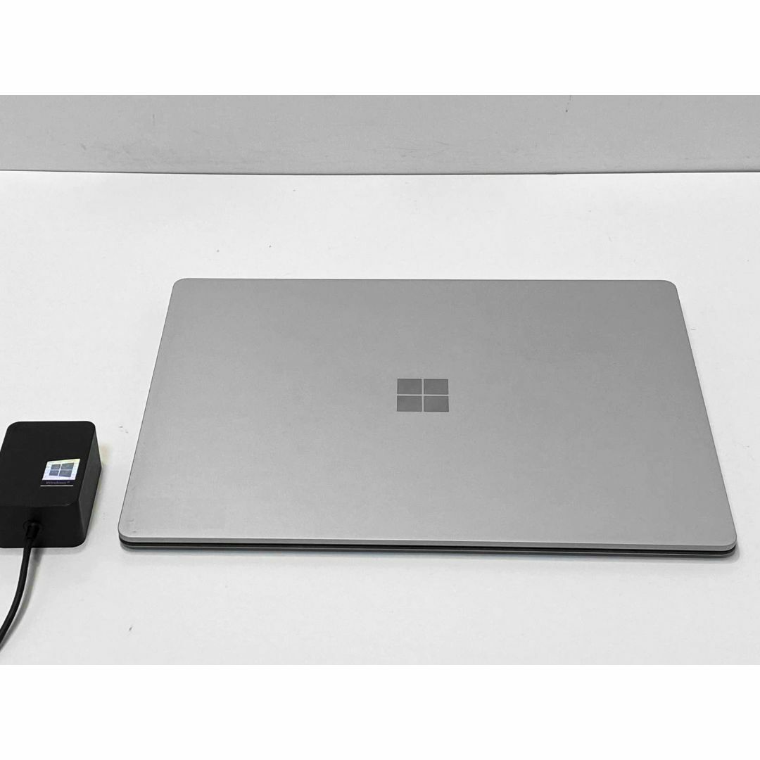 Microsoft(マイクロソフト)の使用205h Surface Laptop 2 NVMe256GB スマホ/家電/カメラのPC/タブレット(ノートPC)の商品写真