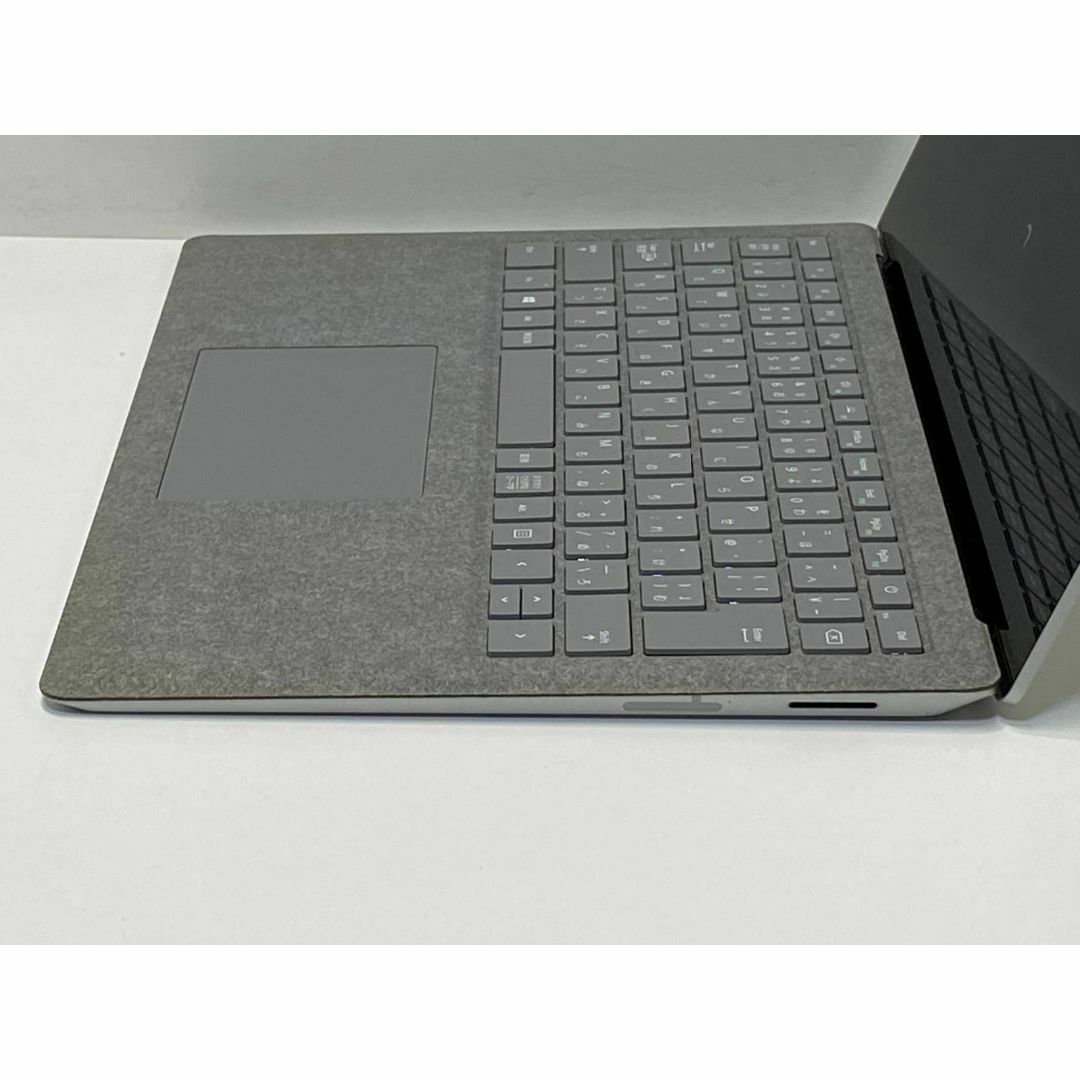 Microsoft(マイクロソフト)の使用205h Surface Laptop 2 NVMe256GB スマホ/家電/カメラのPC/タブレット(ノートPC)の商品写真