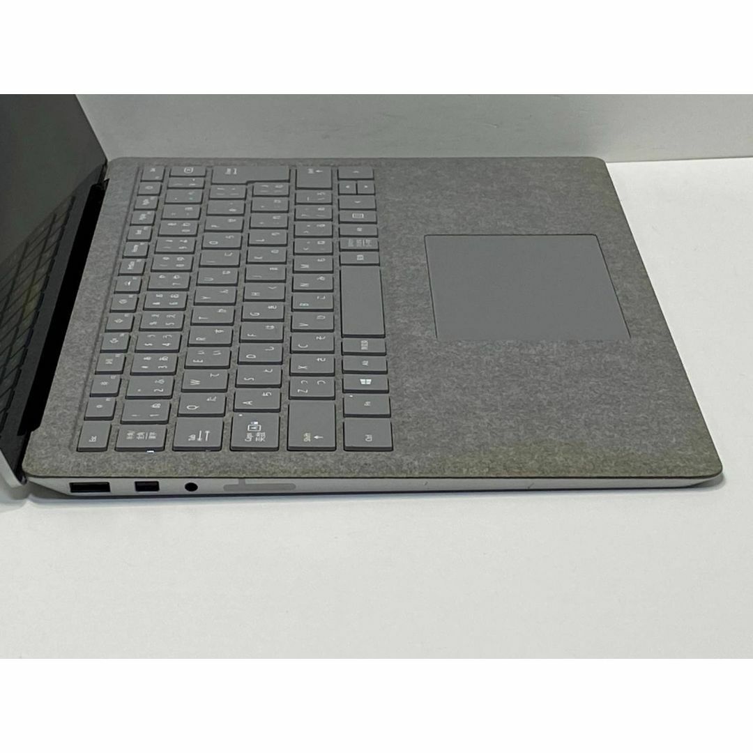 Microsoft(マイクロソフト)の使用205h Surface Laptop 2 NVMe256GB スマホ/家電/カメラのPC/タブレット(ノートPC)の商品写真