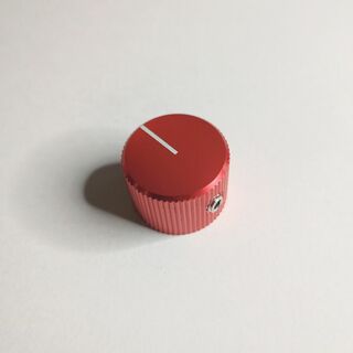 ドレスアップアルミニウム製ノブ 赤 RED シャフト幅6.35mm(エフェクター)