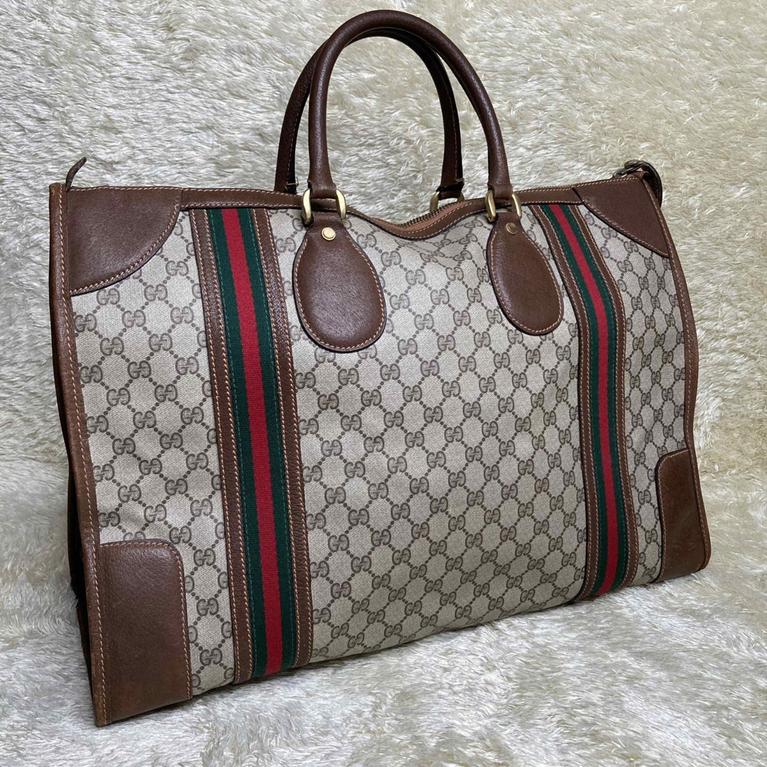 Gucci(グッチ)のグッチ　ボストンバッグ　大容量　シェリーライン　キーロック　ネームタグ　レザー レディースのバッグ(ボストンバッグ)の商品写真