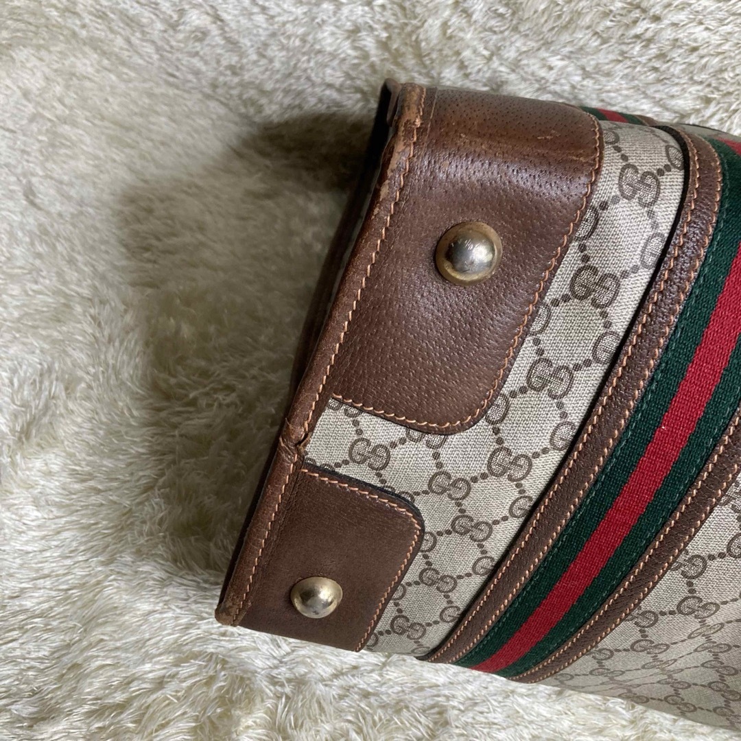 Gucci(グッチ)のグッチ　ボストンバッグ　大容量　シェリーライン　キーロック　ネームタグ　レザー レディースのバッグ(ボストンバッグ)の商品写真