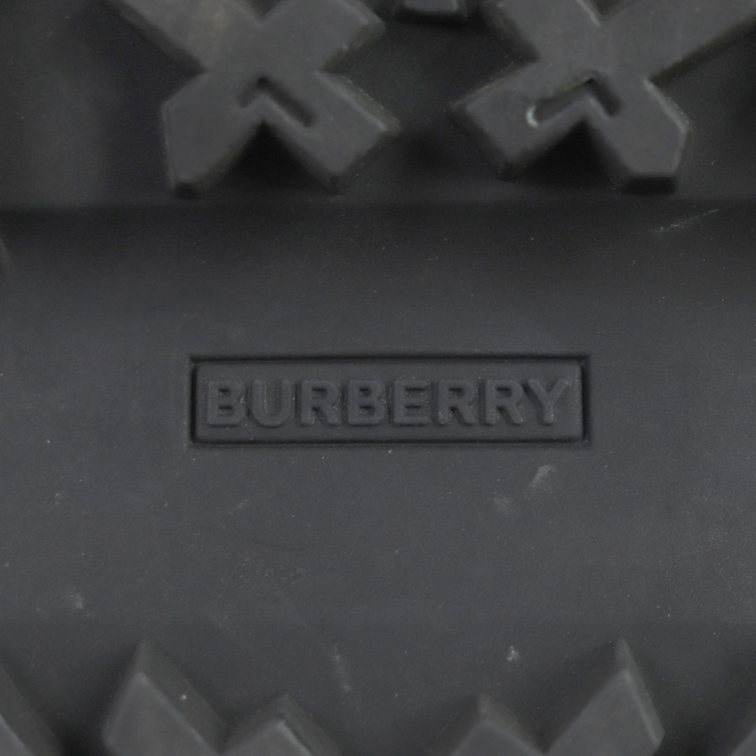 BURBERRY(バーバリー)の【ドンドン見直し】極美品▼BURBERRY バーバリー チェック柄 ロゴ入り スニーカー ブラック レッド 40 イタリア製 メンズ メンズの靴/シューズ(スニーカー)の商品写真