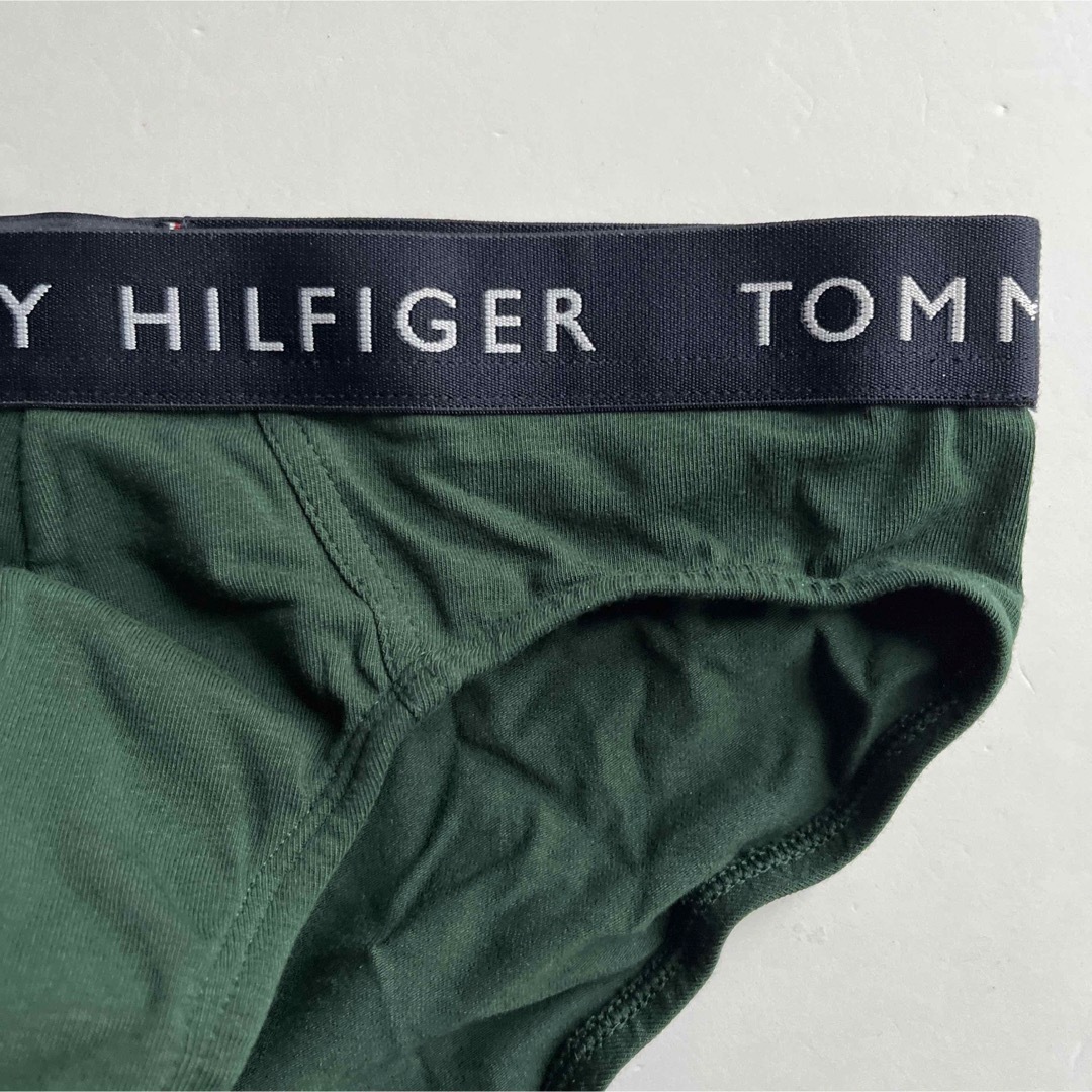 TOMMY HILFIGER(トミーヒルフィガー)のトミーヒルフィガー　メンズビキニ　M(S) グリーン　ビキニブリーフ　男性下着 メンズのアンダーウェア(その他)の商品写真