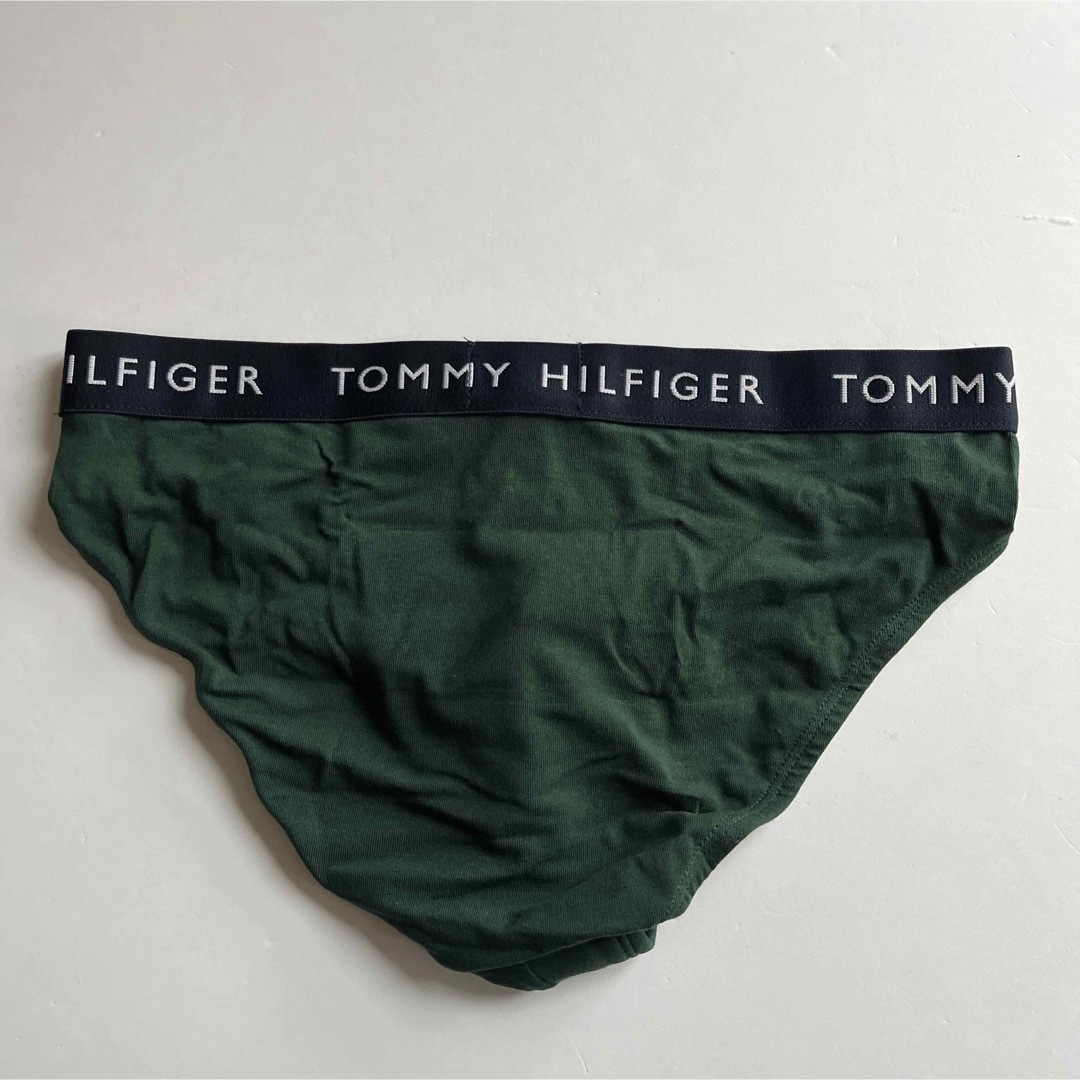 TOMMY HILFIGER(トミーヒルフィガー)のトミーヒルフィガー　メンズビキニ　M(S) グリーン　ビキニブリーフ　男性下着 メンズのアンダーウェア(その他)の商品写真