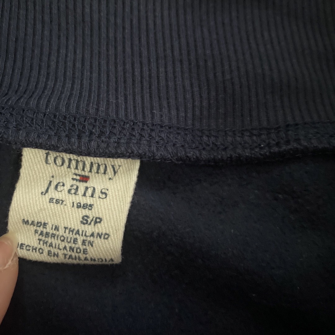 TOMMY(トミー)のトミージーンズtommyネイビーオフショルショート丈トップスラグラン袖ポケット袖 レディースのトップス(カットソー(長袖/七分))の商品写真