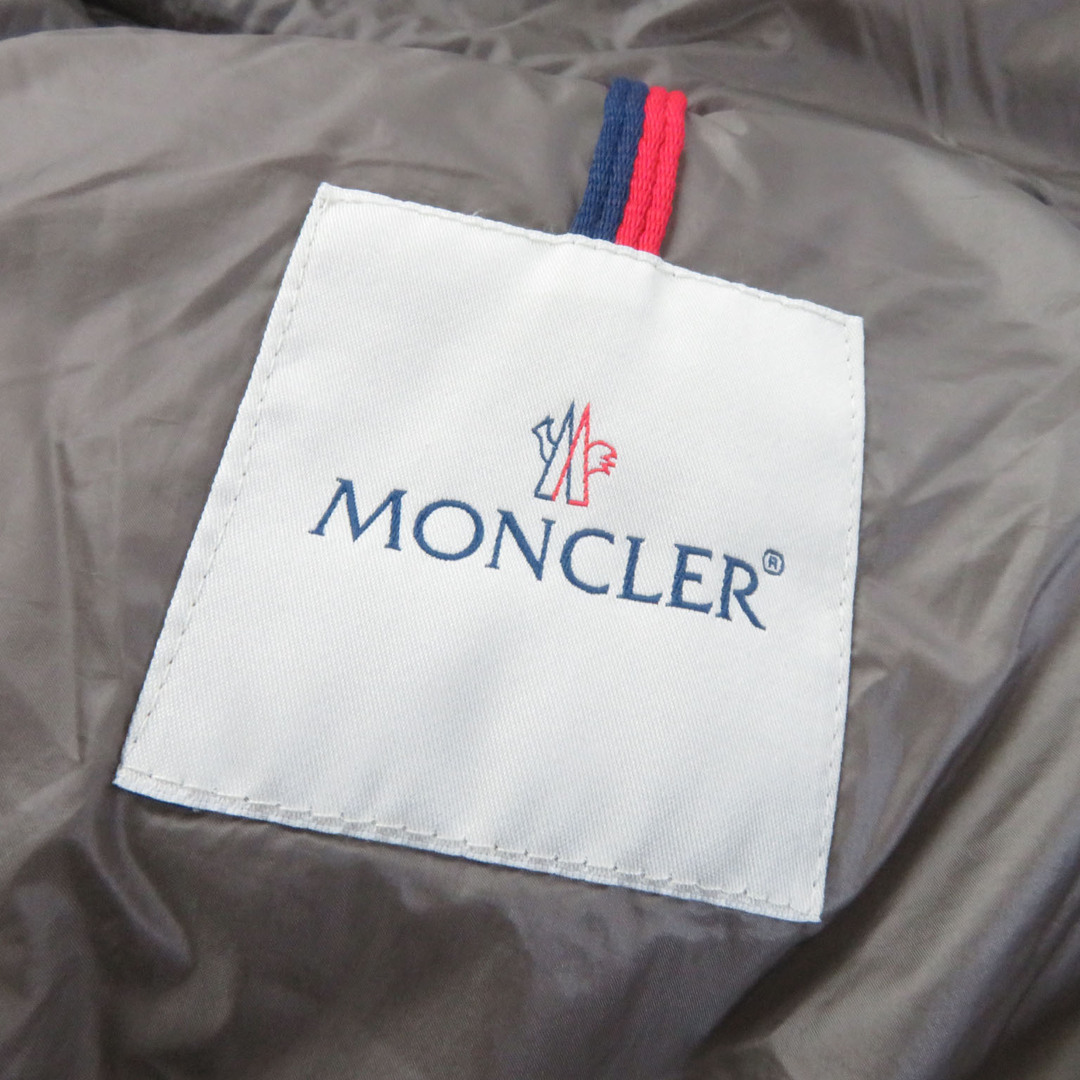 MONCLER(モンクレール)の美品★MONCLER モンクレール HERMINE エルミンヌ ロゴワッペン・フード付 ZIP UP ロング ダウンコート 0 正規品 レディース レディースのジャケット/アウター(ダウンコート)の商品写真