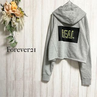 フォーエバートゥエンティーワン(FOREVER 21)の【フォーエバー21】バックプリント クロップド丈 パーカー/蛍光色 プルオーバー(パーカー)