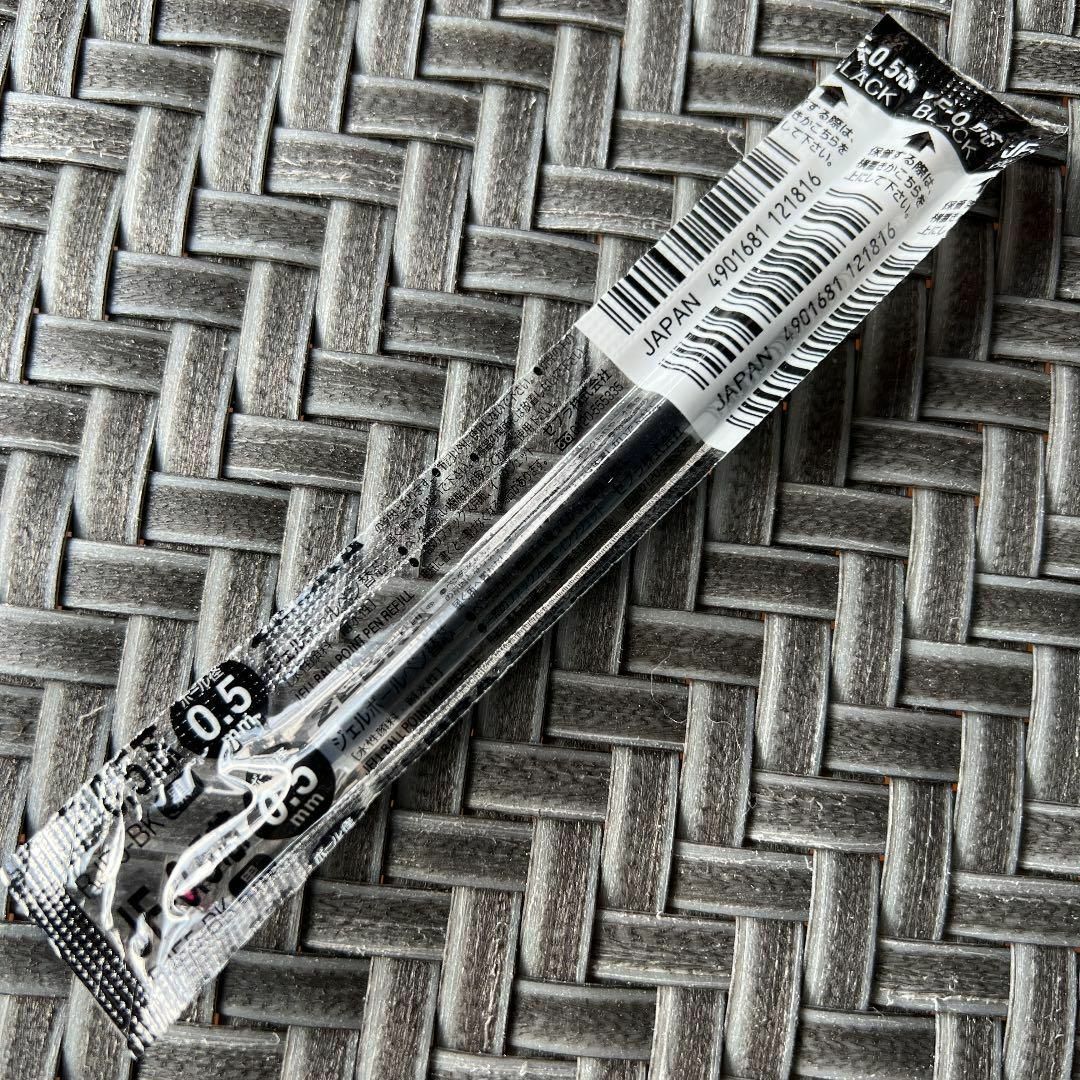三菱鉛筆(ミツビシエンピツ)のゼブラ 替芯 サラサ JF-05   芯    黒 10本 インテリア/住まい/日用品の文房具(ペン/マーカー)の商品写真