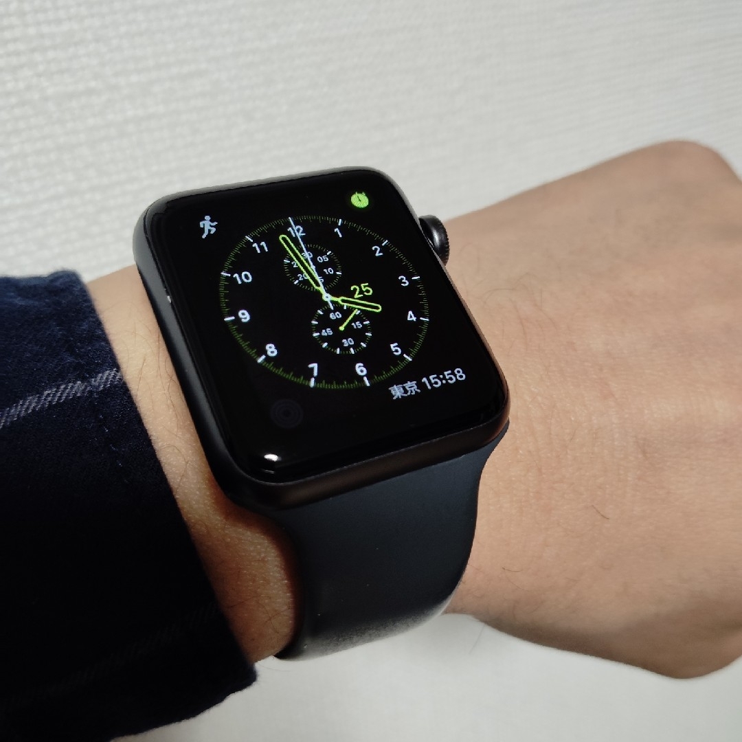 Apple Watch(アップルウォッチ)のAPPLE WATCH 3 42mm GPSモデル メンズの時計(腕時計(デジタル))の商品写真