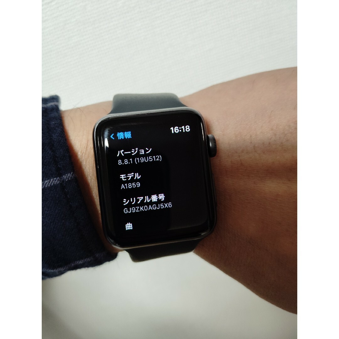 Apple Watch(アップルウォッチ)のAPPLE WATCH 3 42mm GPSモデル メンズの時計(腕時計(デジタル))の商品写真