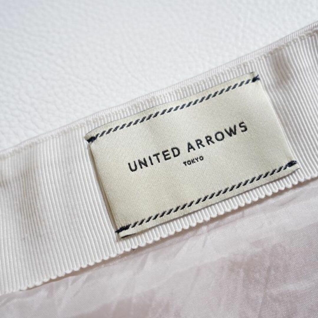 UNITED ARROWS(ユナイテッドアローズ)の751*美品 ユナイテットアローズ UBCS サテン フレアスカート レディースのスカート(ロングスカート)の商品写真