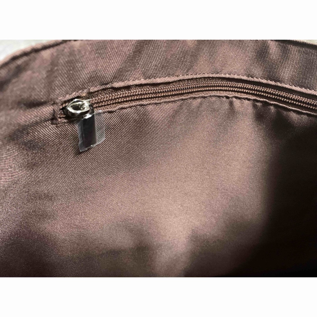 ZARA(ザラ)のelu エル　フルール トートバッグ　ミディアム　うさぎ　ラビット　刺繍　新品 レディースのバッグ(トートバッグ)の商品写真