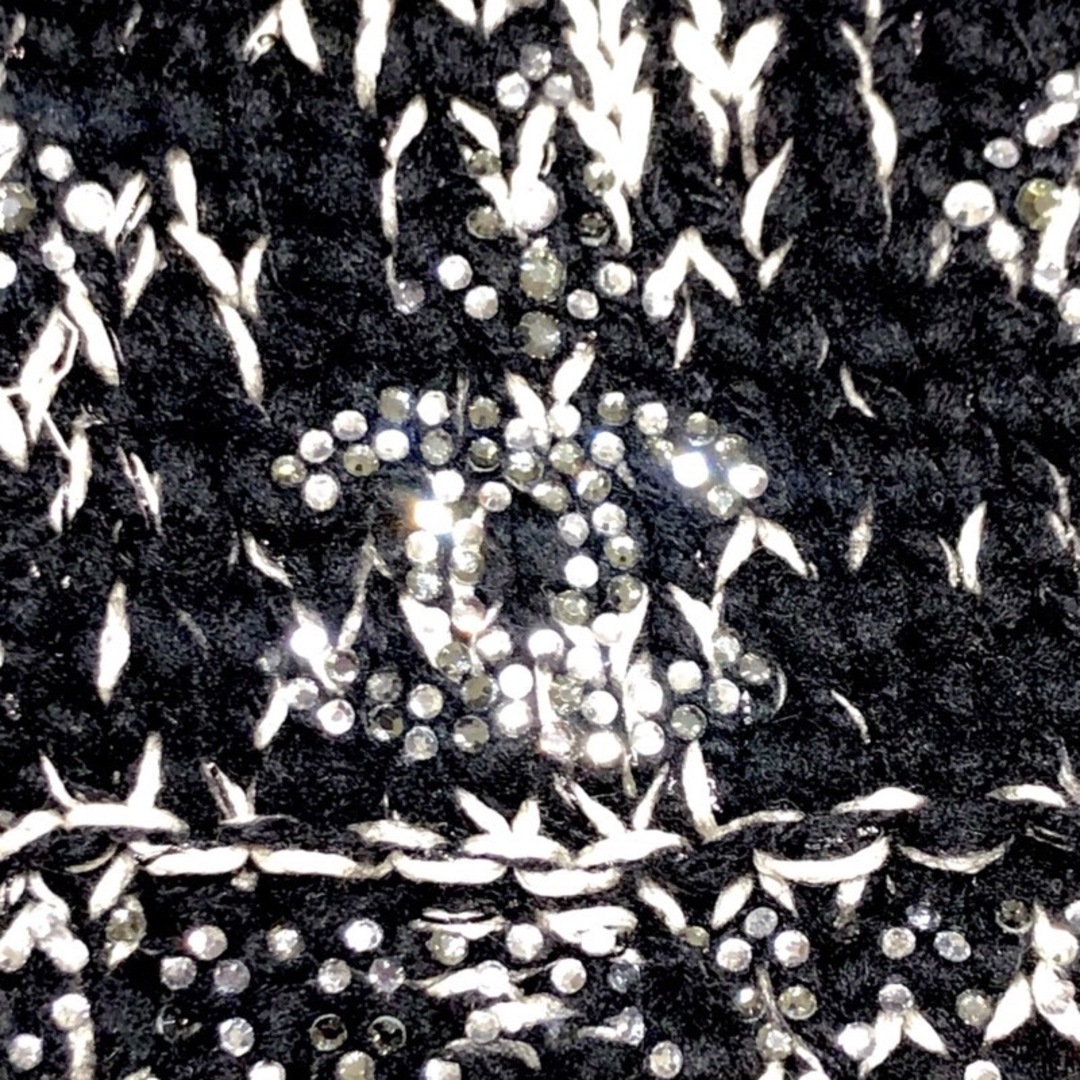 CHANEL(シャネル)の　シャネル CHANEL ラインストーン装飾ニットコート P39197 ブラック ウール レディース その他アウター レディースのジャケット/アウター(その他)の商品写真
