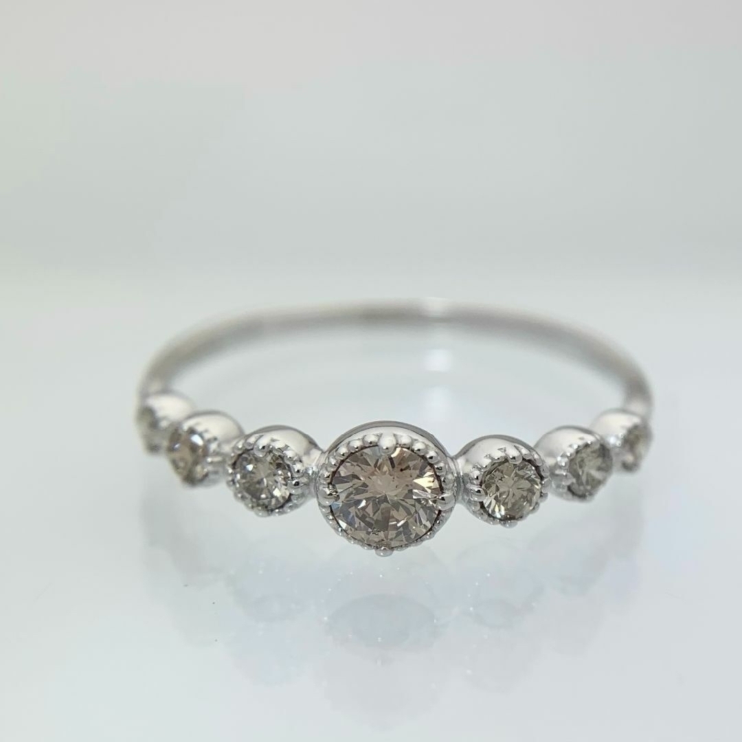 新品 シャンパンカラー ダイヤモンド リング 0.33ct K18WG レディースのアクセサリー(リング(指輪))の商品写真