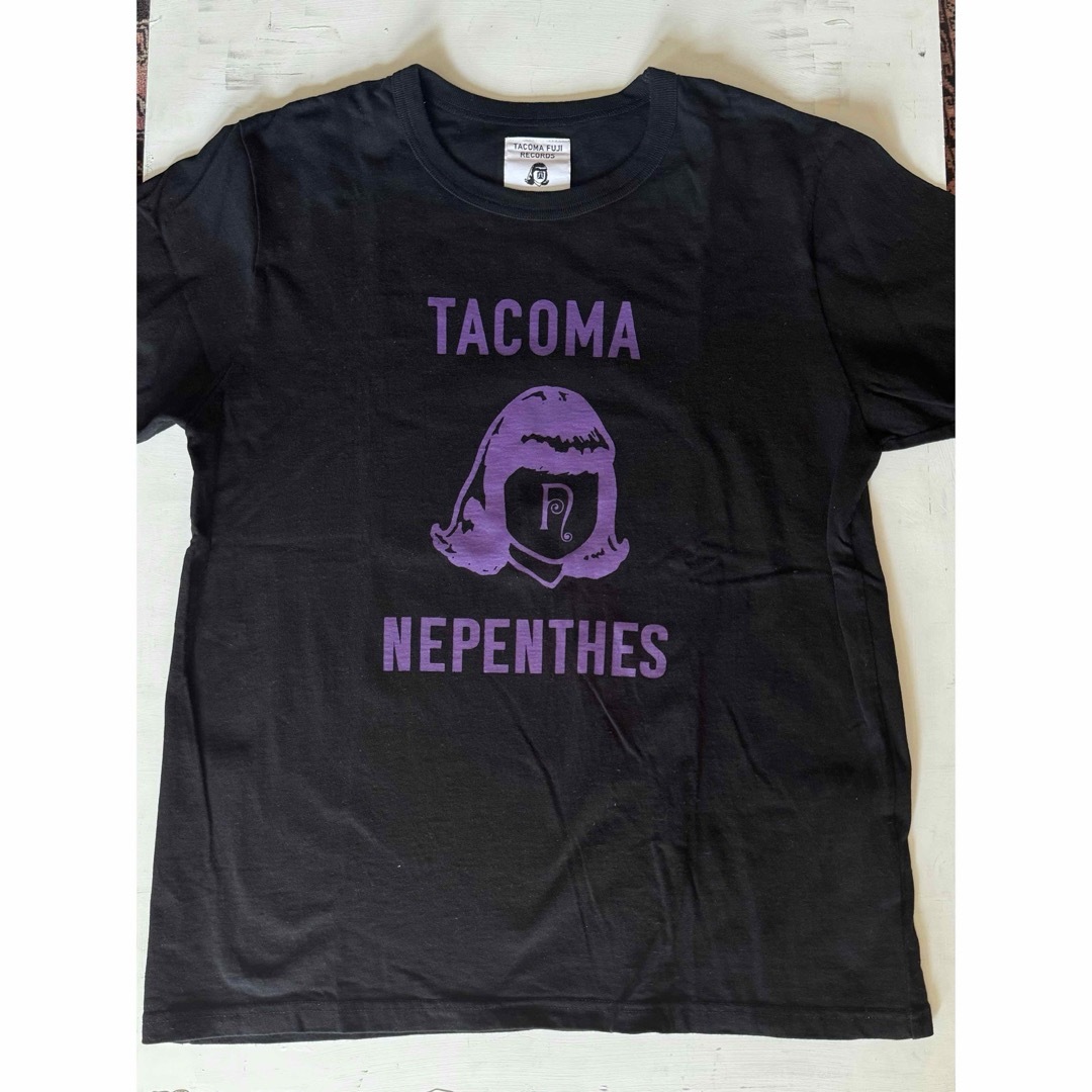 NEPENTHES(ネペンテス)のNepenthesネペンテス x Tacomafujiタコマフジ S/S Tee メンズのトップス(Tシャツ/カットソー(半袖/袖なし))の商品写真