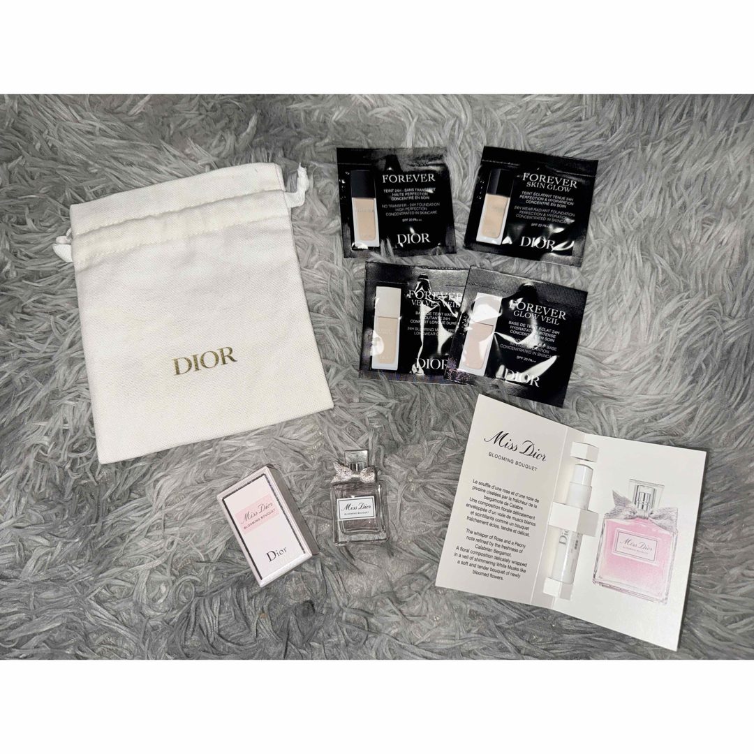 Dior(ディオール)のDior 巾着付 まとめ売り コスメ/美容のキット/セット(サンプル/トライアルキット)の商品写真