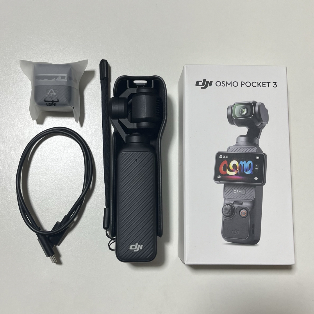 DJI アクションカメラ OSMO POCKET 3 スマホ/家電/カメラのカメラ(ビデオカメラ)の商品写真