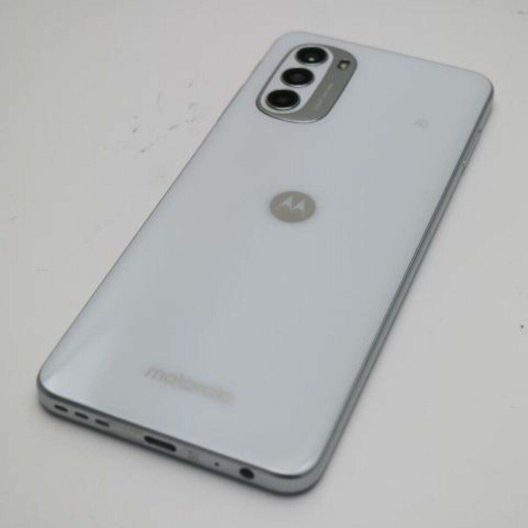 Motorola(モトローラ)の超美品 SIMフリー moto g52j 5G パールホワイト M666 スマホ/家電/カメラのスマートフォン/携帯電話(スマートフォン本体)の商品写真