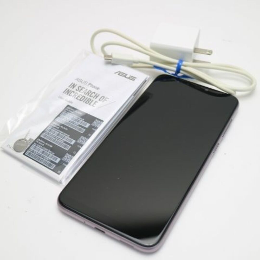 ZenFone(ゼンフォン)の超美品 ZenFone Max M2 ZB633KL メテオシルバー  M666 スマホ/家電/カメラのスマートフォン/携帯電話(スマートフォン本体)の商品写真