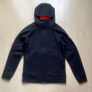 アンダーアーマー(UNDER ARMOUR)のUNDER AMAER POLYESTER  HOODIE SIZE MD(その他)