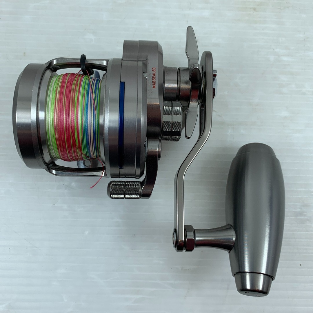 DAIWA(ダイワ)のττDAIWA ダイワ リール ベイトリール 15ソルティガ15H-SJ 607263 スポーツ/アウトドアのフィッシング(リール)の商品写真