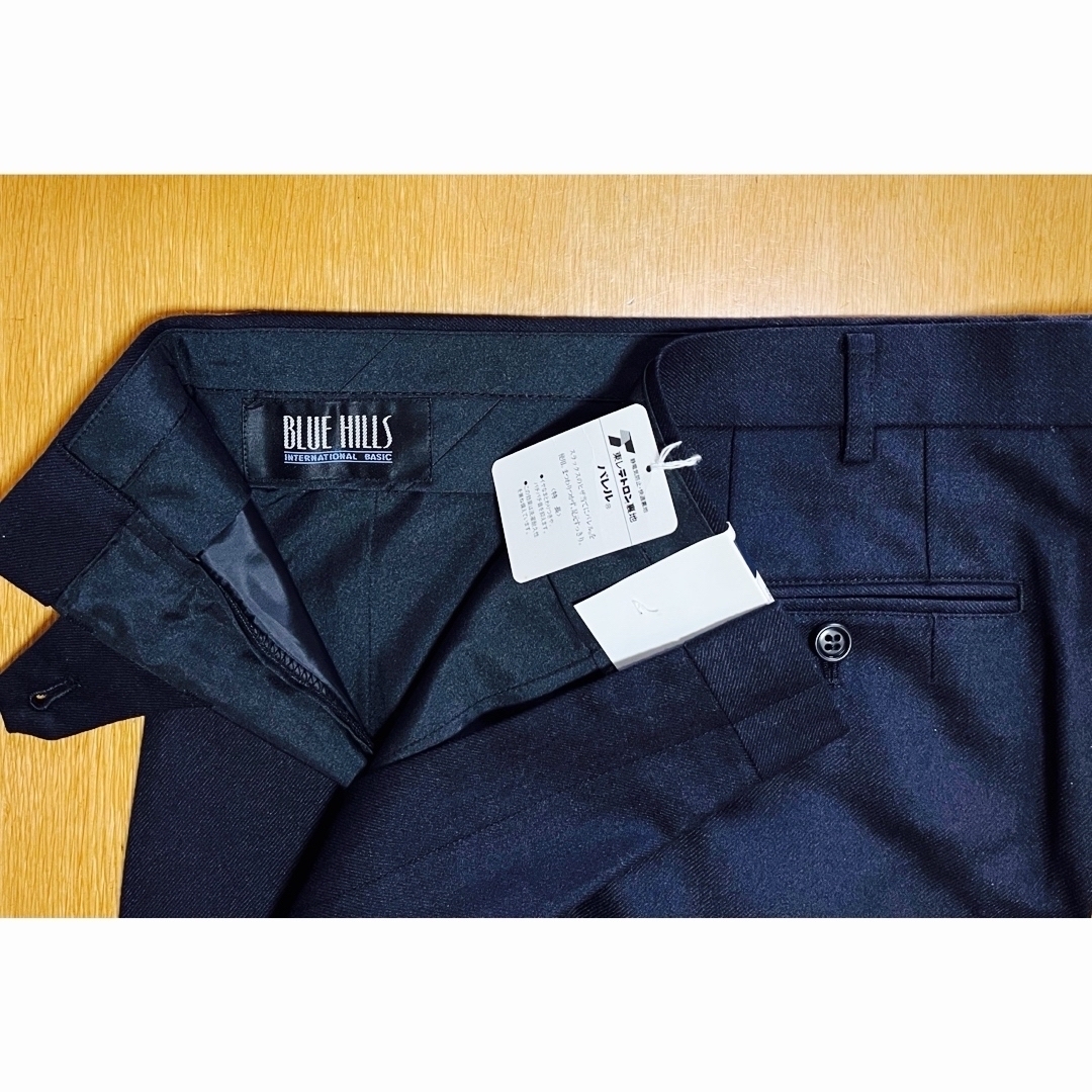 青山(アオヤマ)の82 BLUE HILLS◼️黒スラックス新品／礼服OK ウールマークM~L メンズのパンツ(スラックス)の商品写真