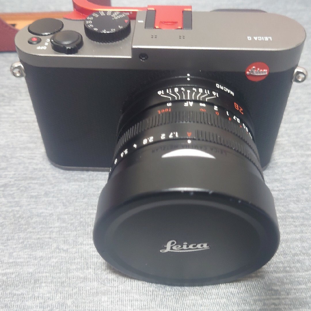 LEICA(ライカ)のライカQ　チタングレー スマホ/家電/カメラのカメラ(コンパクトデジタルカメラ)の商品写真