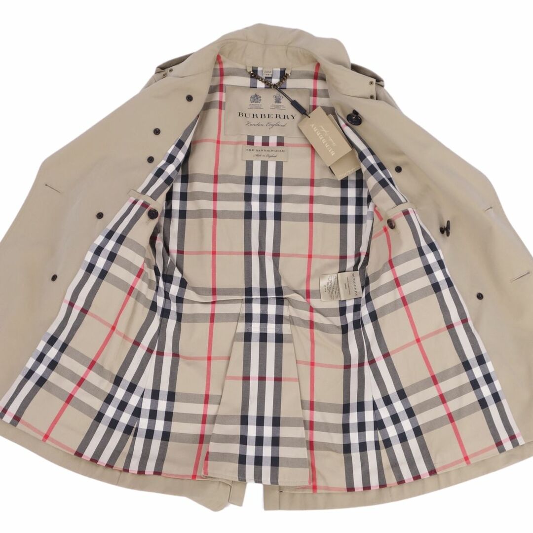 BURBERRY(バーバリー)の未使用 バーバリー BURBERRY コート トレンチコート THE SANDRINGHAM SHORT サンドリンガム 英国製 アウター メンズ 44(XS相当) ベージュ メンズのジャケット/アウター(トレンチコート)の商品写真