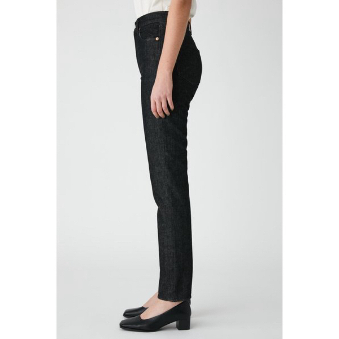 moussy(マウジー)のPLAIN JEANS BLK STRAIGHT SLIM レディースのパンツ(デニム/ジーンズ)の商品写真