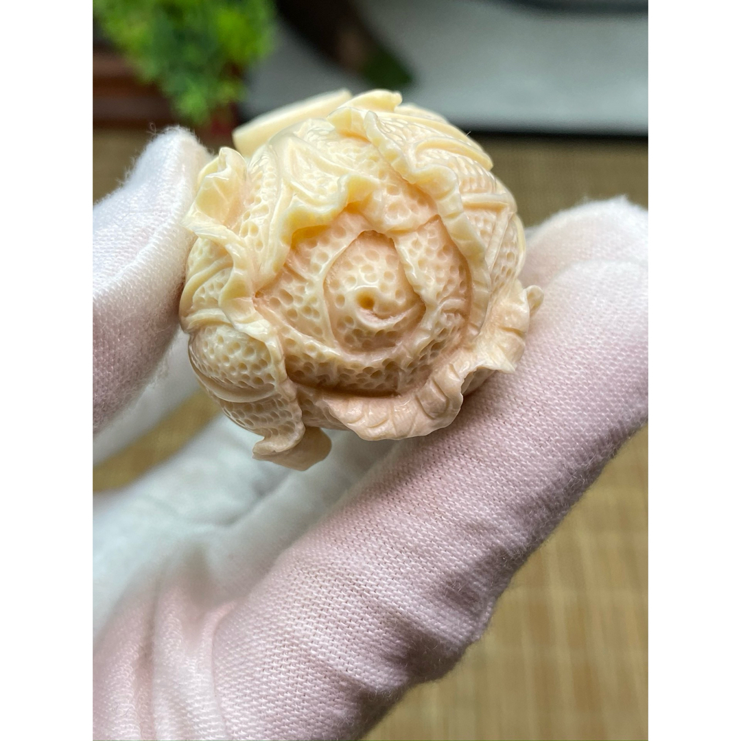 天然マンモス牙美しい手作り彫刻 百財 手握り物 天然マンモス牙美しい手作り彫刻 百財 手握り物