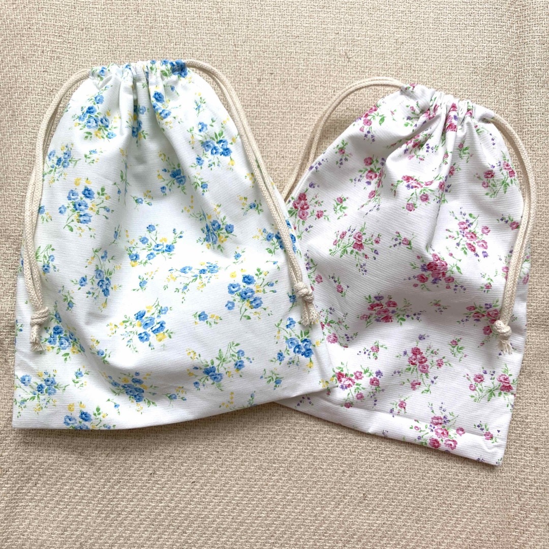 巾着袋　２枚セット　花柄 ハンドメイドのキッズ/ベビー(外出用品)の商品写真