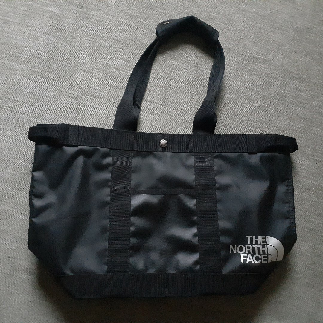 THE NORTH FACE(ザノースフェイス)のTHE NORTH FACE/BC Gear S Tote Bag/Black/ レディースのバッグ(トートバッグ)の商品写真