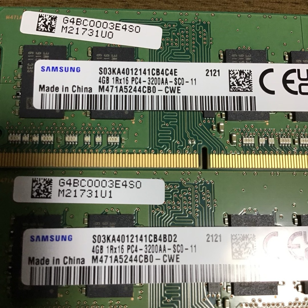 SAMSUNG(サムスン)のメモリ　PC4  3200  4G スマホ/家電/カメラのPC/タブレット(PCパーツ)の商品写真