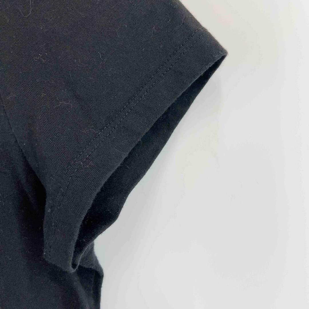 GUESS(ゲス)のGUESS ゲス 　黒　ブラック　丸首　レディース 　半袖　Tシャツ レディースのトップス(カットソー(半袖/袖なし))の商品写真