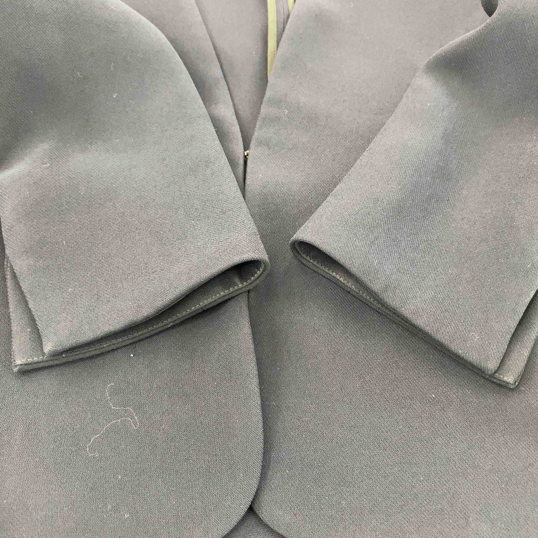 Demi-Luxe BEAMS(デミルクスビームス)のDemi-Luxe BEAMS デミルクスビームス レディース ノーカラージャケット センタープレスパンツ セットアップ 濃紺 レディースのフォーマル/ドレス(スーツ)の商品写真