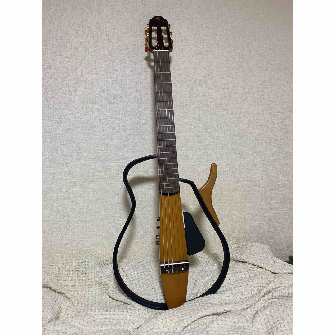 ヤマハ(ヤマハ)のYAMAHA サイレントギター 楽器のギター(アコースティックギター)の商品写真