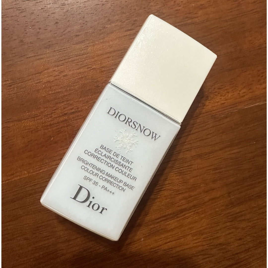 Dior(ディオール)の　　Dior  スノーメイクアップベース　UV35 コスメ/美容のベースメイク/化粧品(化粧下地)の商品写真
