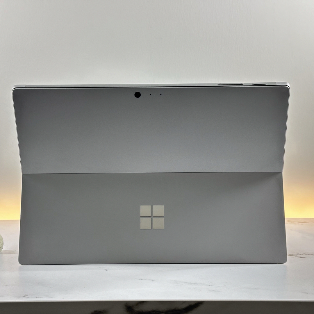 Microsoft(マイクロソフト)の即配！美品　Surface Pro6 i5 8 SSD 128 Office スマホ/家電/カメラのPC/タブレット(タブレット)の商品写真