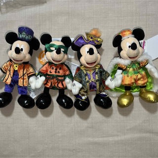 ミッキーマウス(ミッキーマウス)のディズニー商品　40周年　ディズニーハロウィン　ミッキーのぬいぐるみバッジ 4点(キャラクターグッズ)
