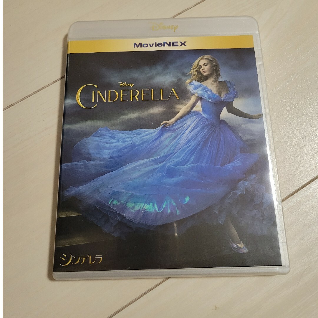 シンデレラ(シンデレラ)の実写版シンデレラ　DVD&Blu-ray エンタメ/ホビーのDVD/ブルーレイ(キッズ/ファミリー)の商品写真