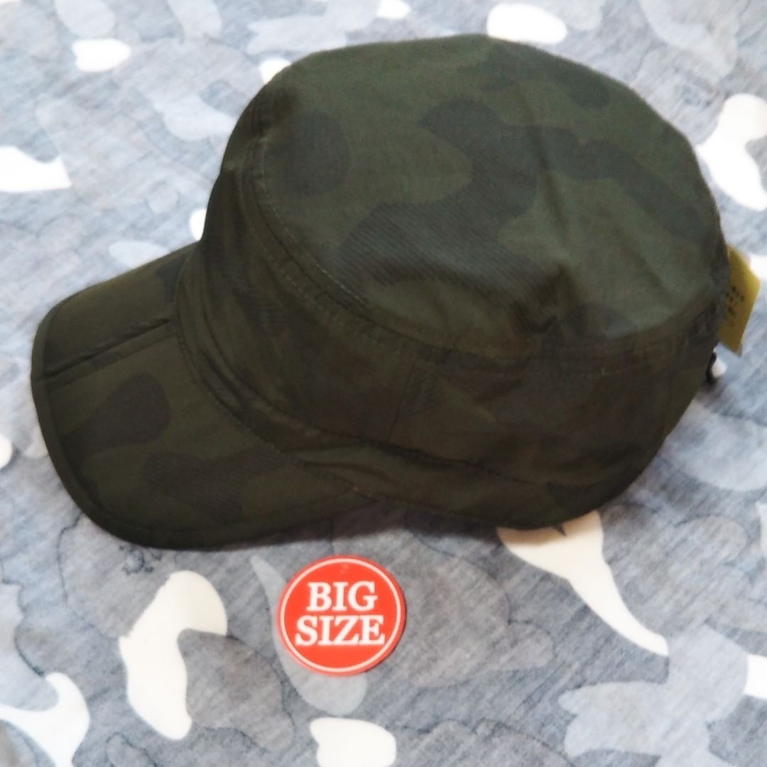 撥水ワークキャップBIGサイズツバ折ポケッタブル同色カモフラージュ柄　カーキ メンズの帽子(キャップ)の商品写真