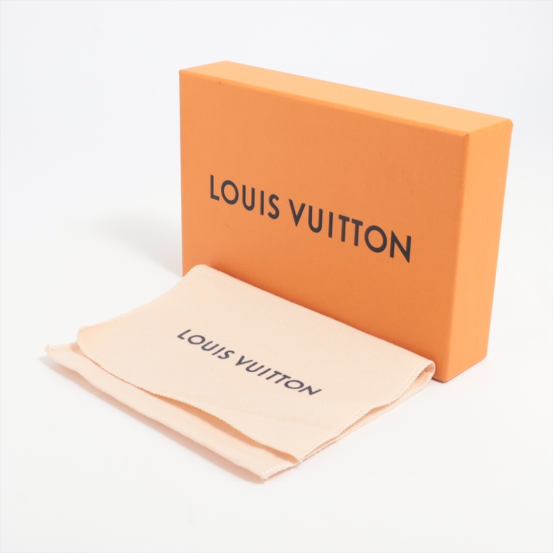 LOUIS VUITTON(ルイヴィトン)のヴィトン ポルトフォイユ･カプシーヌ コンパクト   ピンク レディース レディースのファッション小物(財布)の商品写真