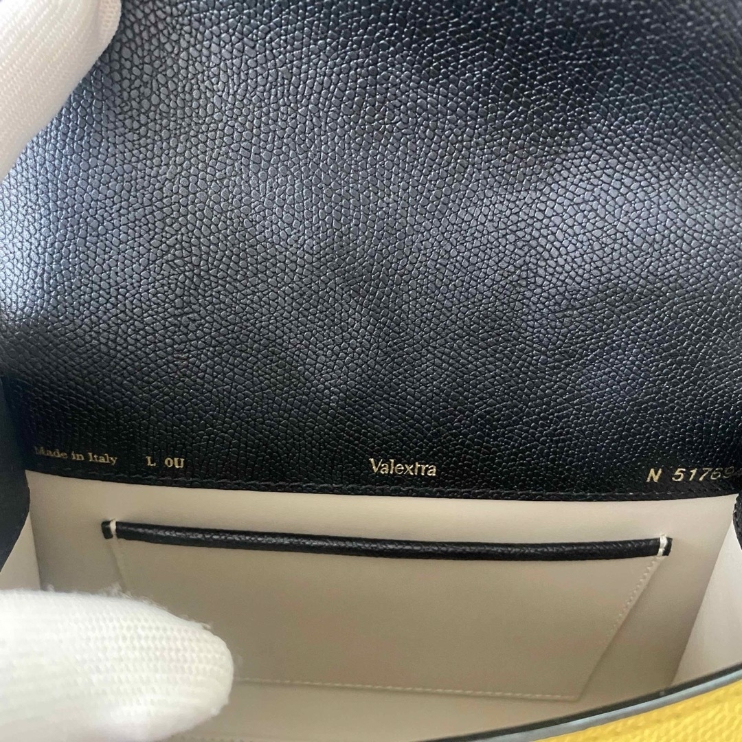 希少⭐︎ヴァレクストラ　Viso ミニイジィデ　マルチカラー❤︎ レディースのバッグ(ハンドバッグ)の商品写真