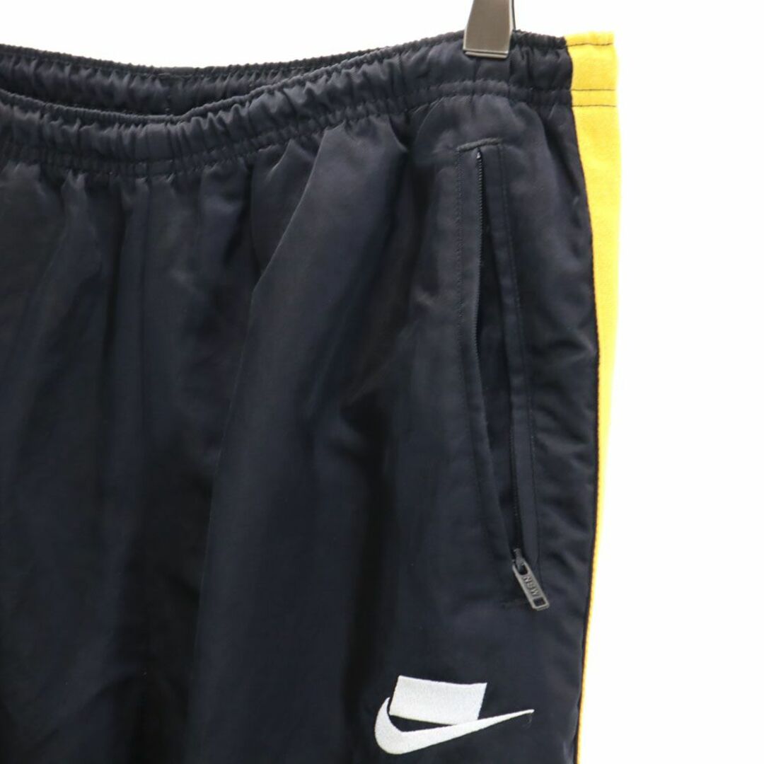 NIKE(ナイキ)のナイキ トレーニング ナイロンパンツ L 黒 NIKE メンズ 古着 【240325】 スポーツ/アウトドアのトレーニング/エクササイズ(その他)の商品写真