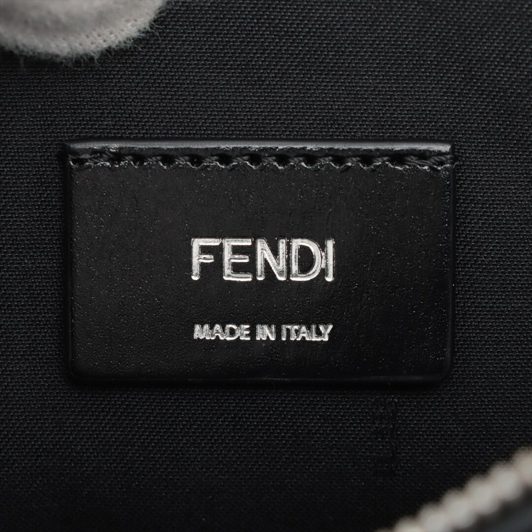 FENDI(フェンディ)のフェンディ  レザー  ブラック メンズ クラッチバッグ メンズのバッグ(セカンドバッグ/クラッチバッグ)の商品写真