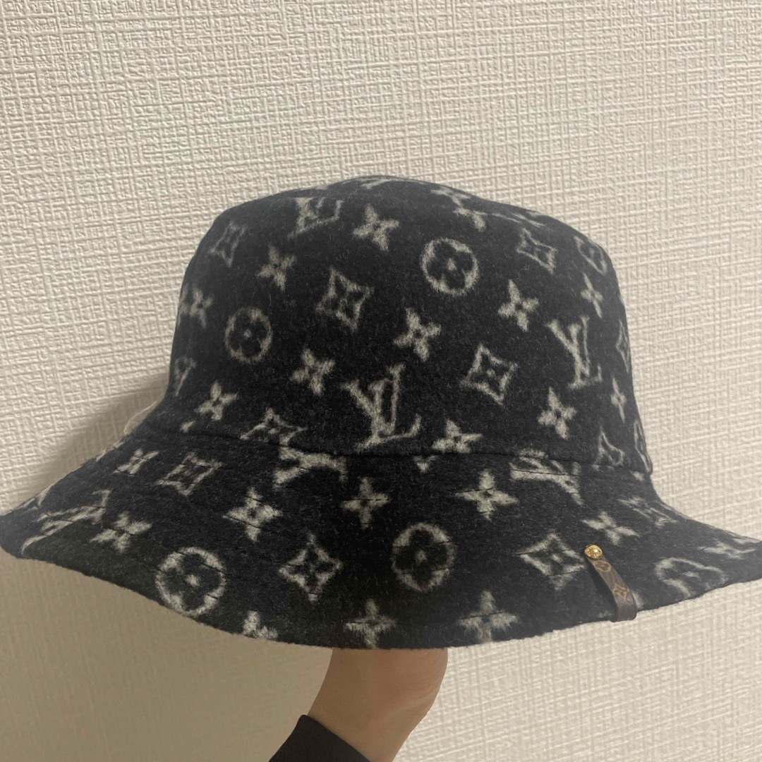 LOUIS VUITTON(ルイヴィトン)のルイヴィトン  モノグラム ウールリバーシブルバケットハット S レディースの帽子(ハット)の商品写真