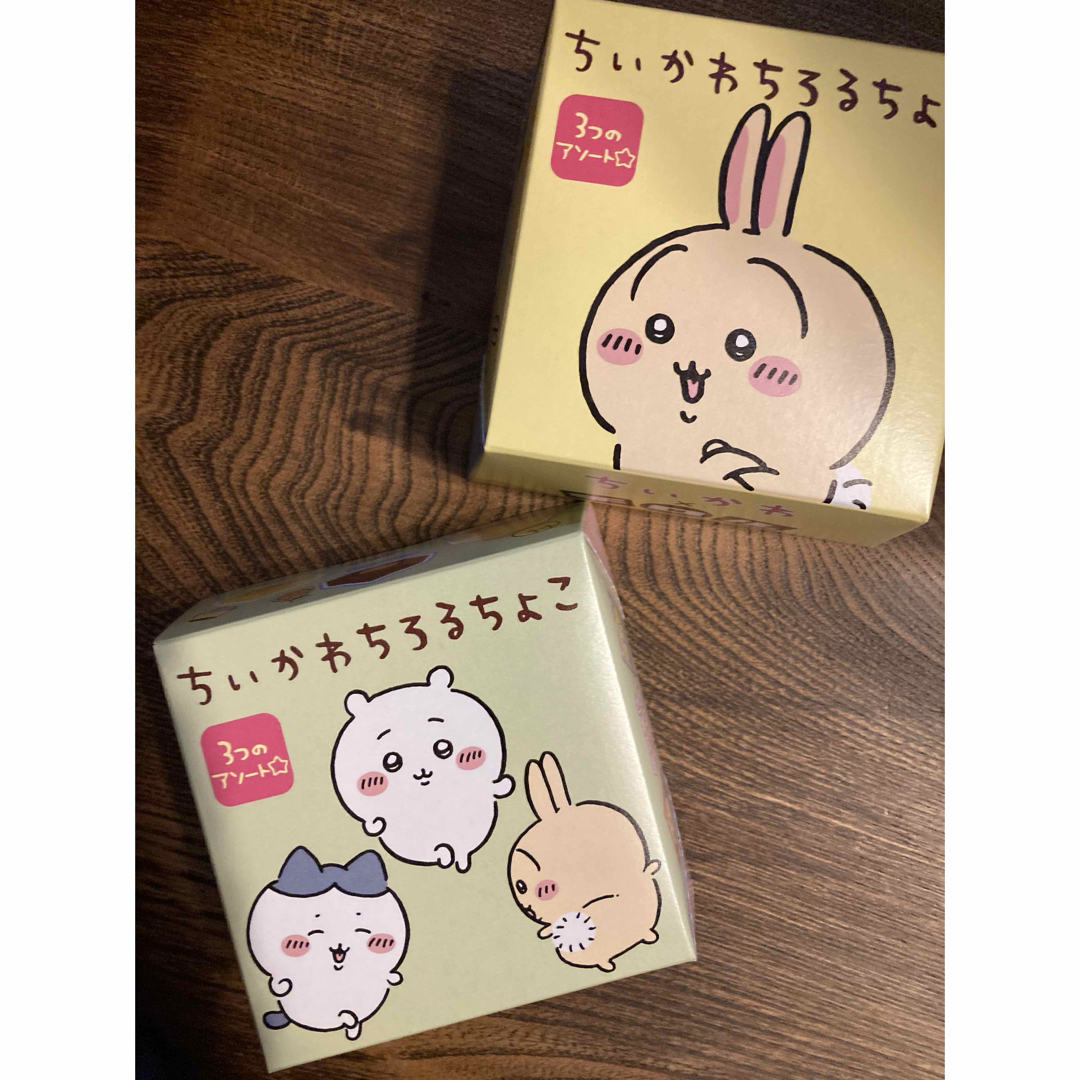 チロルチョコ ちいかわ うさぎ ハチワレ 食品/飲料/酒の食品(菓子/デザート)の商品写真